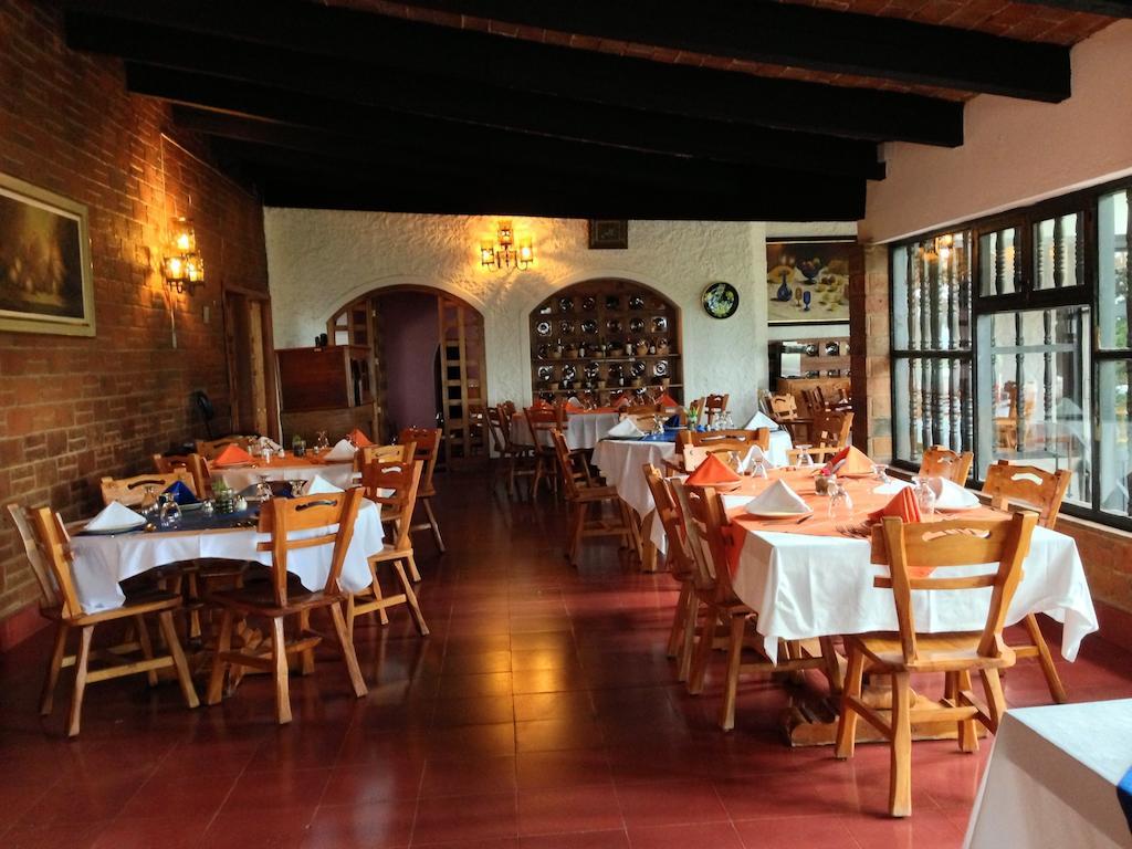 Rancho Hotel Atascadero サン・ミゲル・デ・アジェンデ エクステリア 写真